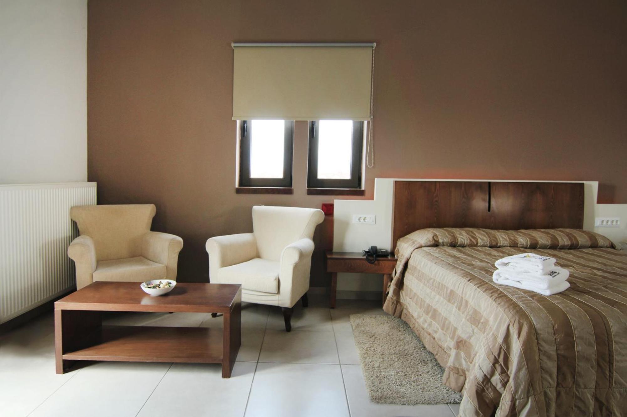 Delina Mountain Resort Anogia Rom bilde