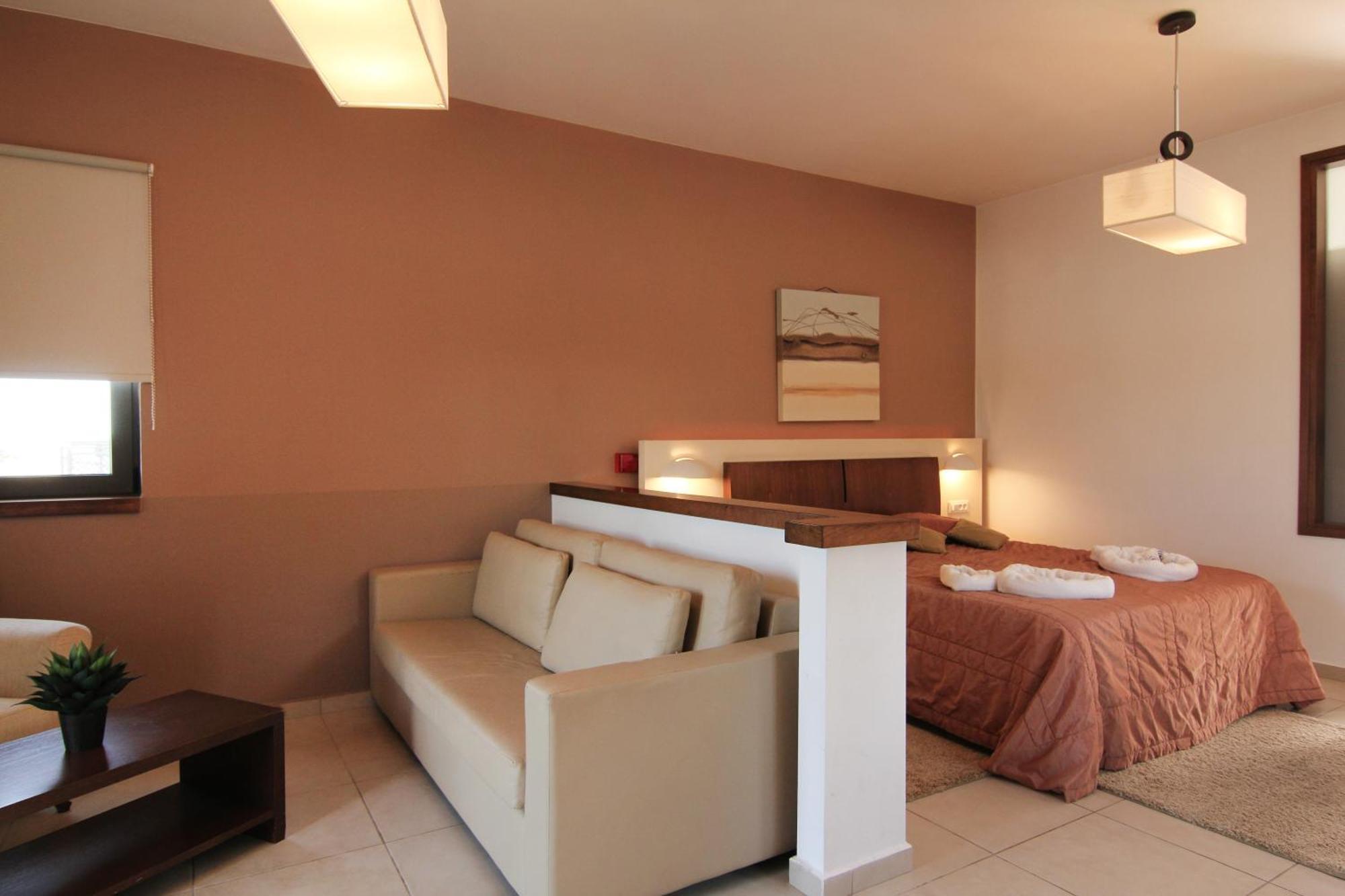 Delina Mountain Resort Anogia Rom bilde