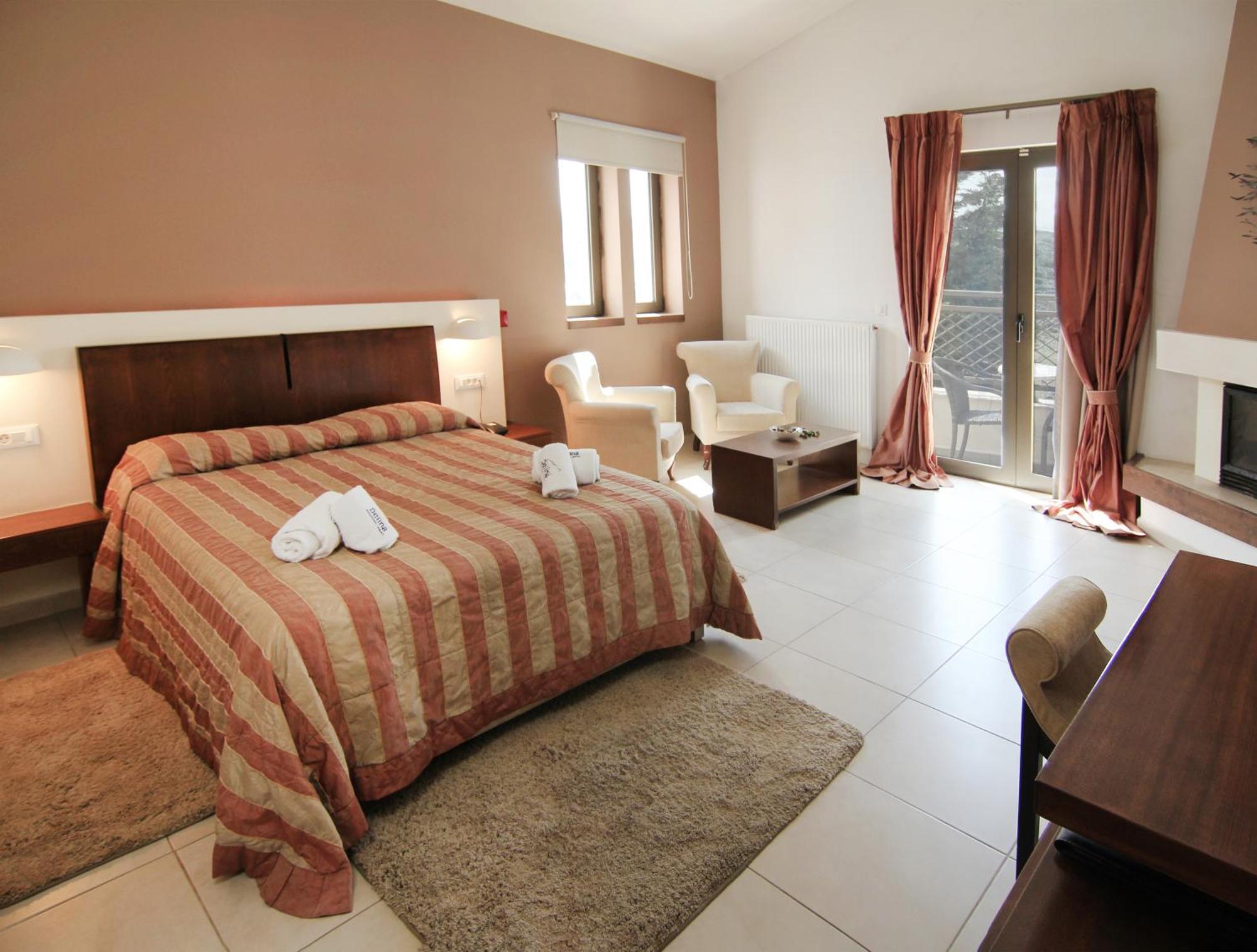Delina Mountain Resort Anogia Rom bilde