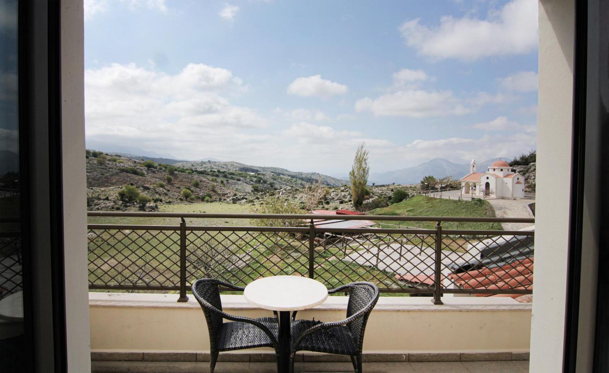Delina Mountain Resort Anogia Rom bilde